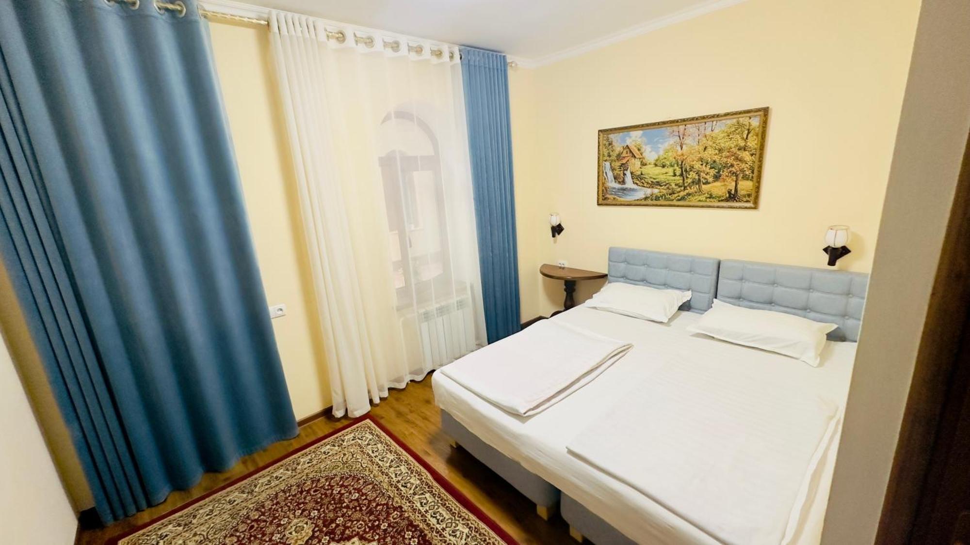 Samarkand Travel Hotel Eksteriør bilde