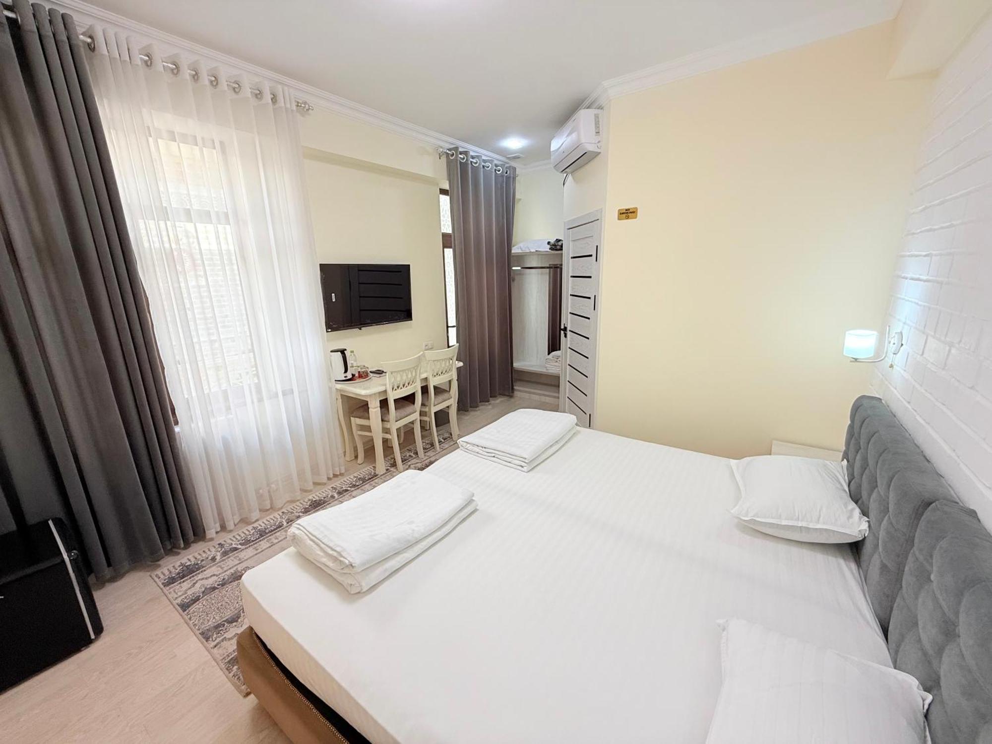 Samarkand Travel Hotel Eksteriør bilde